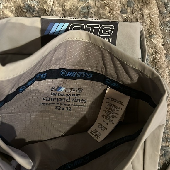 Vineyard Vines Pants 32x32 - Picture 3 of 4